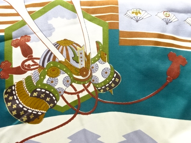 アンティーク　兜に家紋模様男児着物